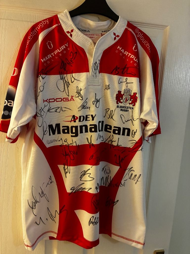 Signed Gloucester Rugby Team Home Jersey - 2013-2014 Season (Size Medium)