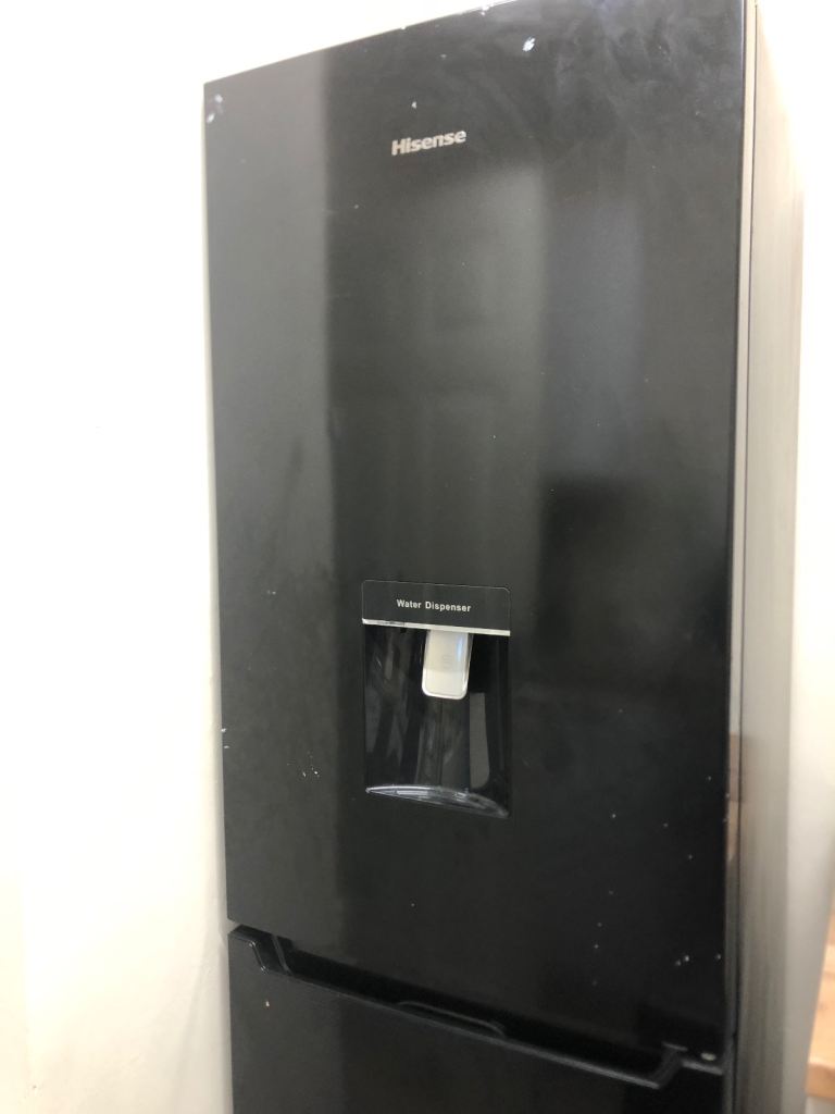 Hisense tall fridge freezer freestanding