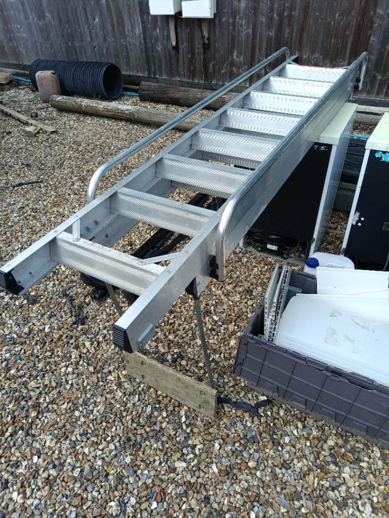 Extra high loft ladder