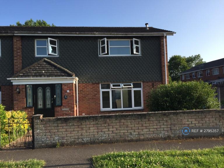 4 bedroom house in Millfield, Poole, BH17 (4 bed) (#2795357)