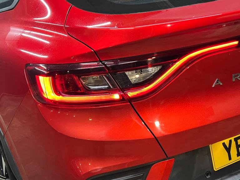 2022 Renault Arkana 1.3 TCe MHEV Iconic EDC 2WD Euro 6 (s/s) 5dr COUPE Petrol Automatic