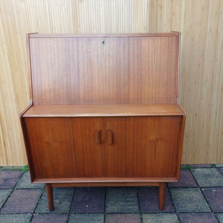 Mid century vintage Teak Bureau / Laptop Desk by Dalescraft