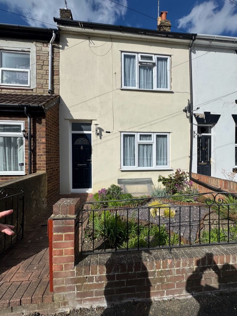 4 bedrooms to share house, Gillingham Kent 