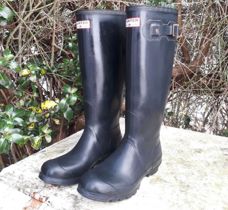 Ladie's Blue Hunter Wellies Size 7