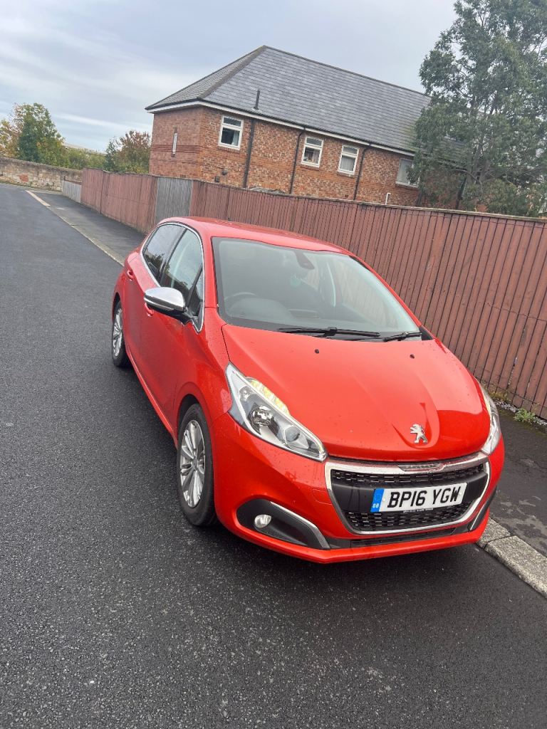 Peugeot, 208, Hatchback, 2016, Manual, 1199 (cc), 5 doors