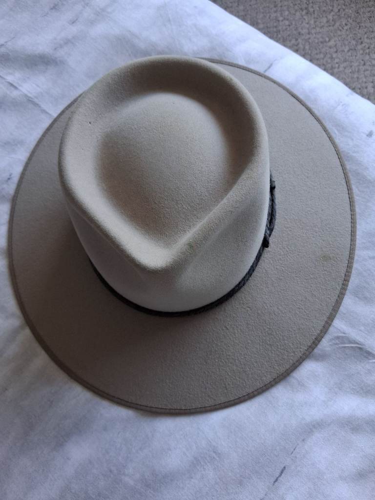 Akubra Cattleman hat