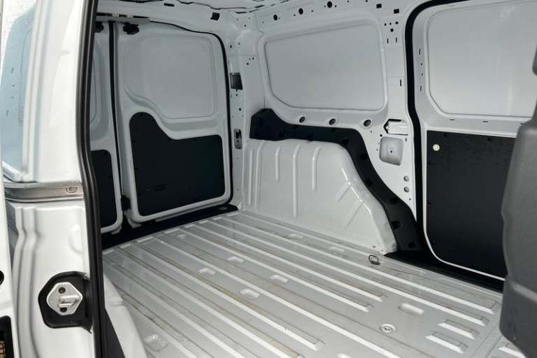 2025 Ford Transit Connect 250 Trend AUTO L2 LWB 1.5 EcoBoost PHEV 150ps, SAT NAV, REAR PARKING SE...