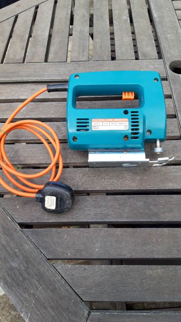 Black & Decker Electric Saw
