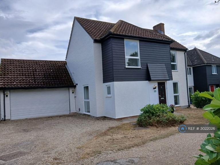 4 bedroom house in Pyne Gate, Chelmsford, CM2 (4 bed) (#3022026)