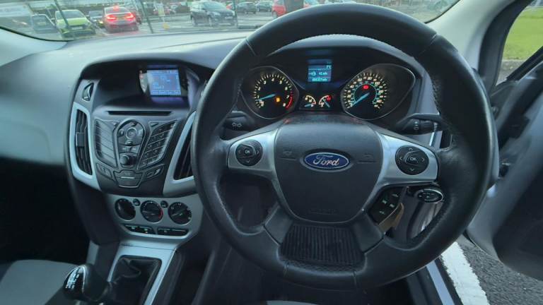 Ford, FOCUS, 1.0  Hatchback, 2012, Manual, 998 (cc), 5 doors