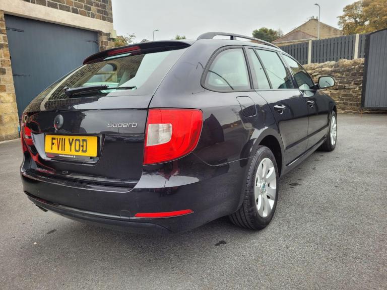 2011 Skoda Superb 2.0 TDI S DSG Euro 5 5dr ESTATE Diesel Automatic