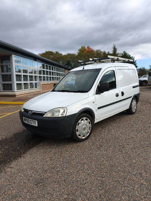 Vauxhall, COMBO, Car Derived Van, 2011, Manual, 1686 (cc)