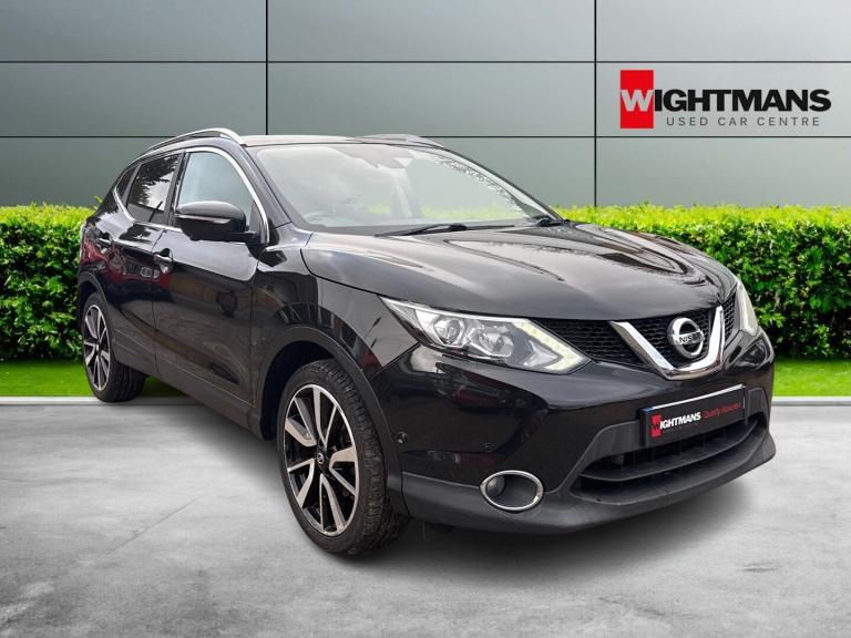 NISSAN QASHQAI 1.5 dCi Tekna 2014