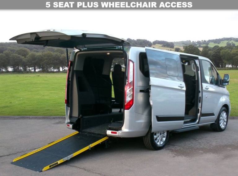 2018 Ford Tourneo Custom 2.0 320 EcoBlue Zetec Minibus Double Cab 5dr Diesel Manual L1 Euro 6 (s/...