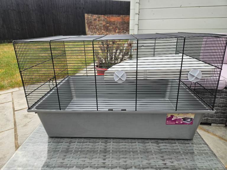 Hamster cage
