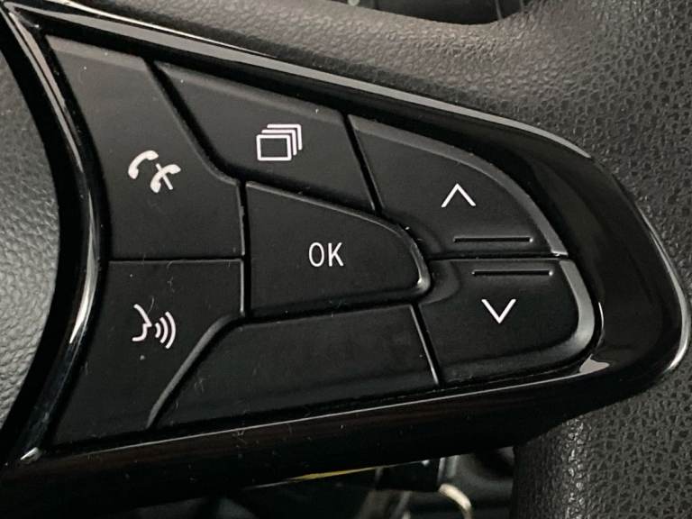 2022 Renault Trafic SL28 Blue dCi 130 Business+ Van PANEL VAN DIESEL Manual