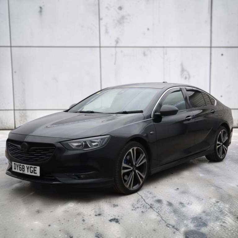 2019 Vauxhall Insignia 2.0 Turbo D SRi Vx-line Nav 5dr HATCHBACK DIESEL Manual