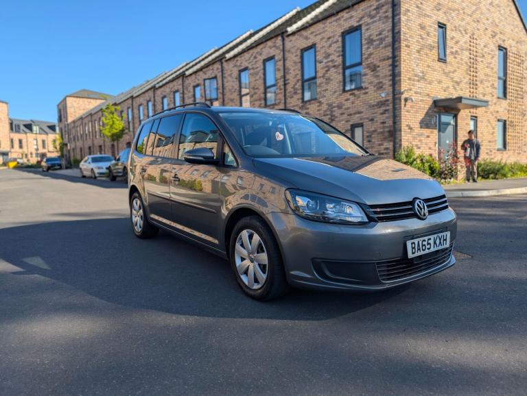 2025 Volkswagen Touran SE PETROL Automatic