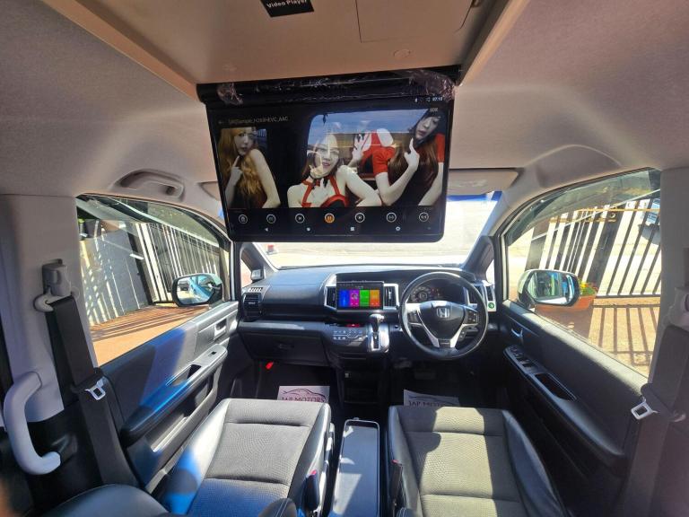 Honda Stepwagon 2.0 SPADA TOP SPEC Petrol Automatic