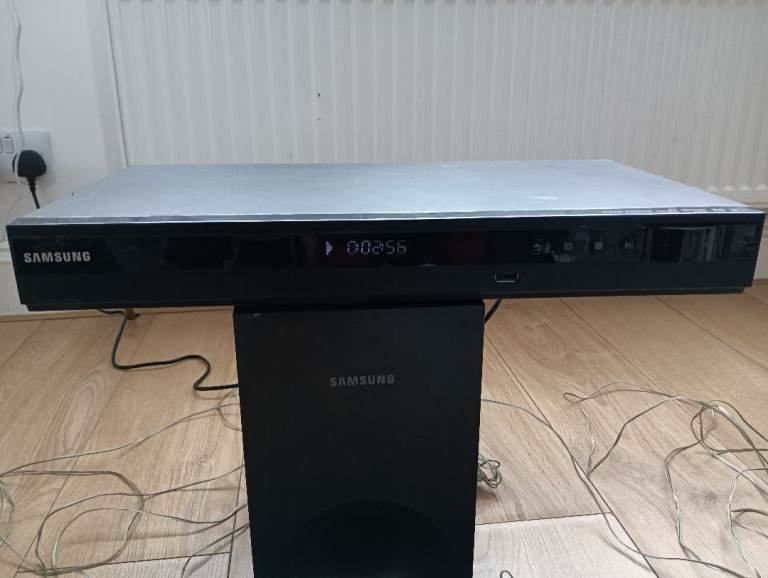 Samsung HT-E3500 Home Cinema System with DVD Player
