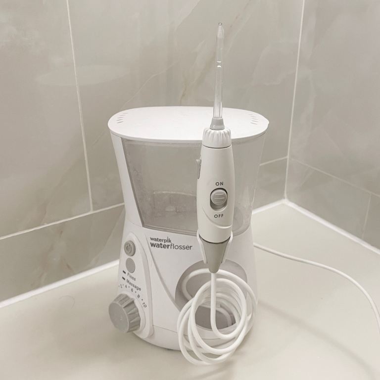 Countertop Ultra Professional Water Flosser
