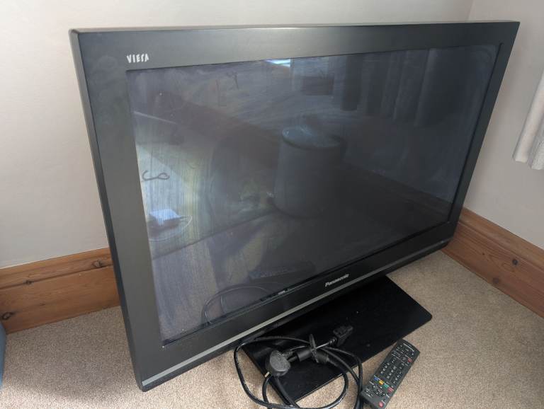 Panasonic Viera  37" TV