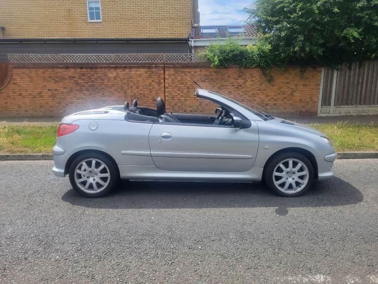 Peugeot 206 cc 1.6 allure. 1 owner history & low mileage 