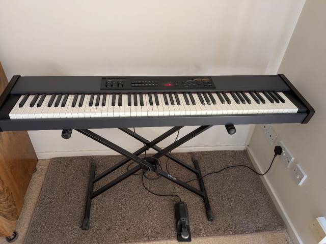 Roland RD-150 88-Key Digital Piano, £50.00 for Sale in Didcot