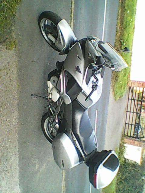 Honda, NT, 2011, 680 (cc)