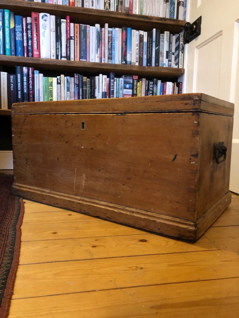 Antique Victorian pine kist / chest / blanket box
