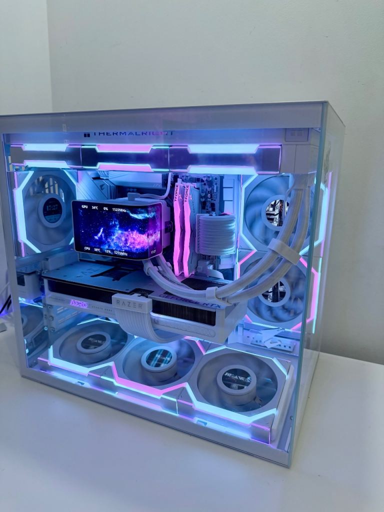 White Gaming PC - RTX 5080, Ryzen 7 9800X3D, LIAN LI Case
