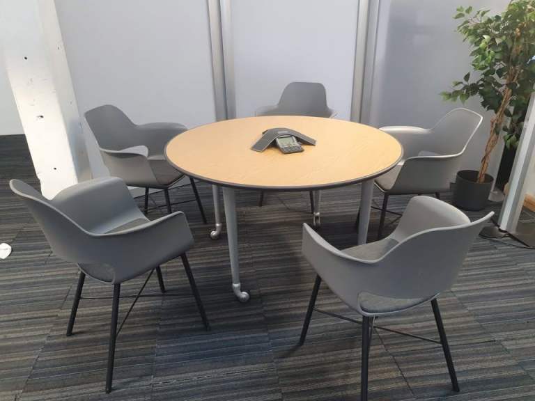 LOOKING FOR USED OFFICE FURNITURE CHAIRS DESKS COMPUTER MONITORS TABLES  FOR MEETINGS COME TO US