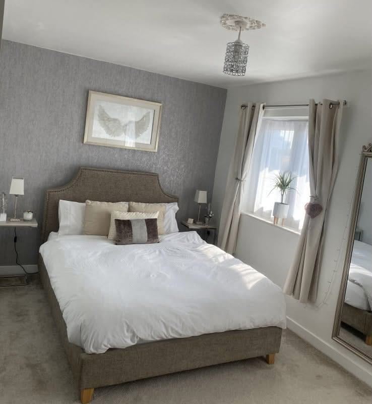 King size room for rent 