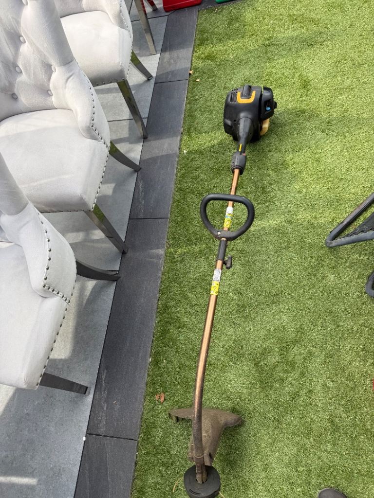 Petrol Grass Trimmer / Strimmer – Good Condition