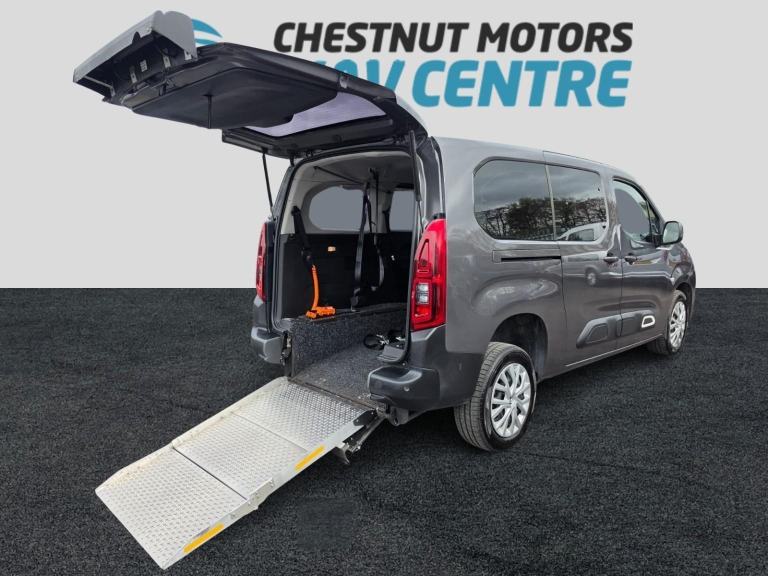 Citroen Berlingo XL WAV Wheelchair Access Automatic 1.2 Petrol 3 Seats 2022