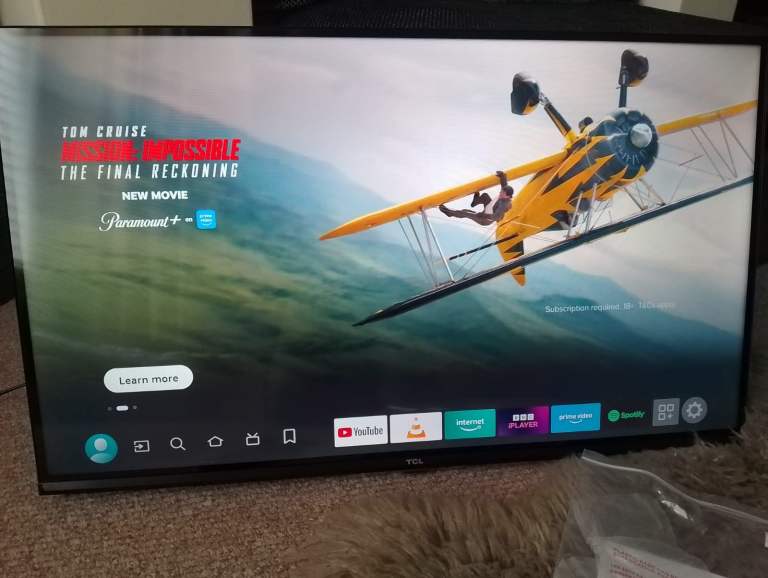 TCL 32SF560-UK 32" Full HD QLED Direct LED Smart TV with Fire TV, Alexa Voice Control