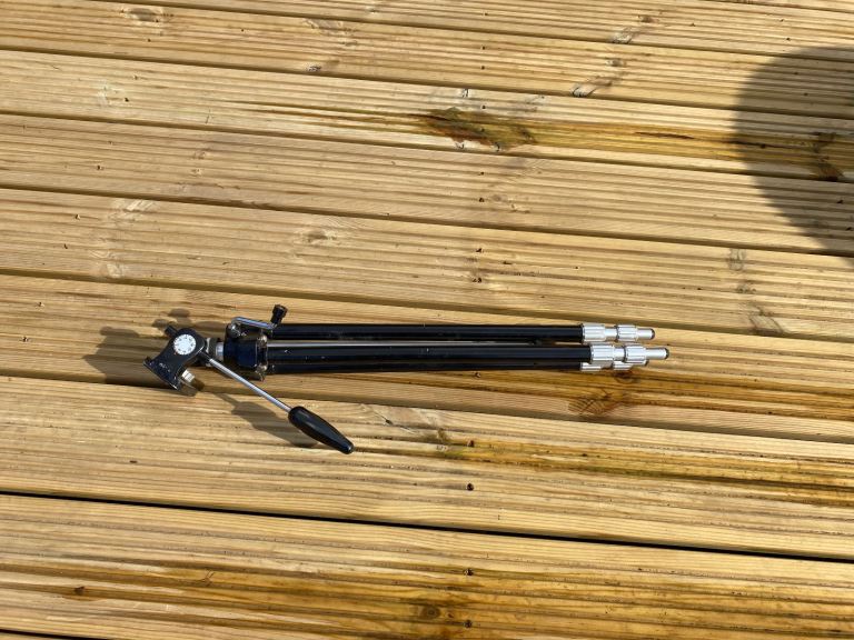 Camera tripod