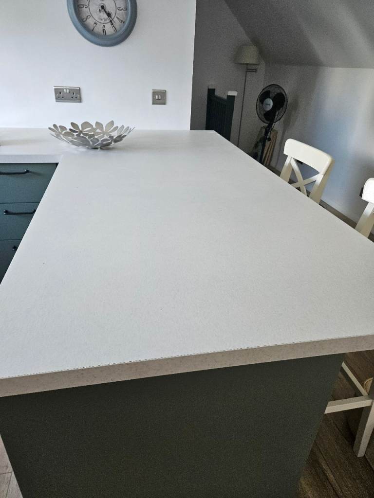 White Kitchen Island Worktop - Good Condition