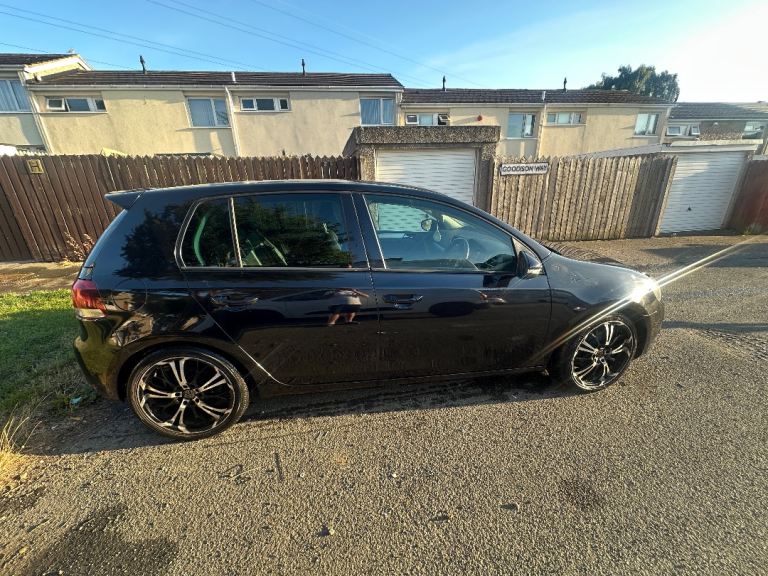 Volkswagen, GOLF, Hatchback, 2012, Manual, 1968 (cc), 5 doors