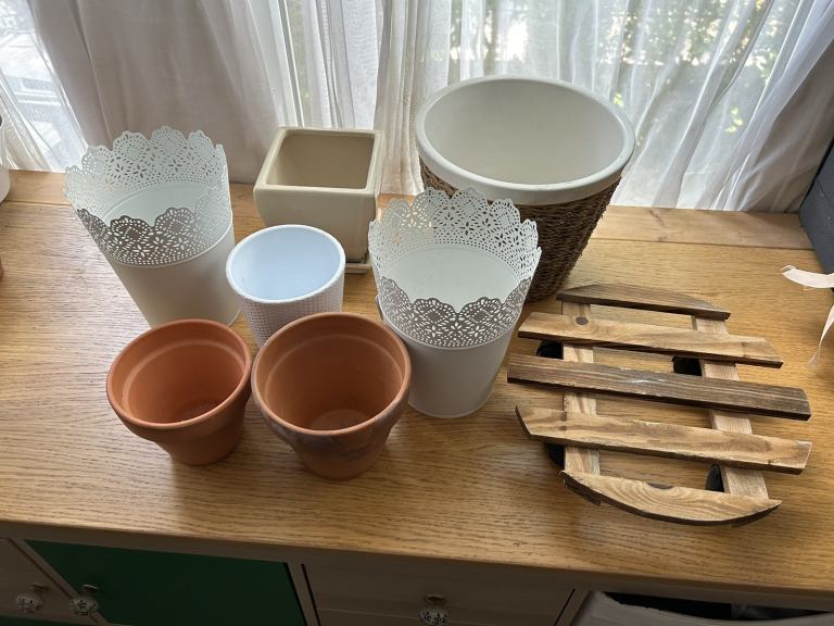 Plant Pots wheeles tray terracotta ceramic metal vase garden home