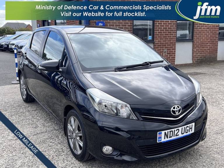 2012 Toyota Yaris 1.33 VVT-i SR 5dr HATCHBACK PETROL Manual