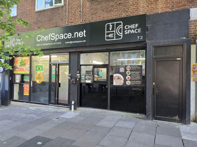 Dark Kitchen /Commercial Kitchen with Shop Front in Clapham SW4 (Dark Kitchen)