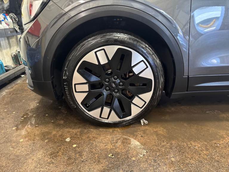 2024 Ford Explorer 250kW Premium 79kWh AWD 5dr Auto [Driver Assist] Estate Electric Automatic