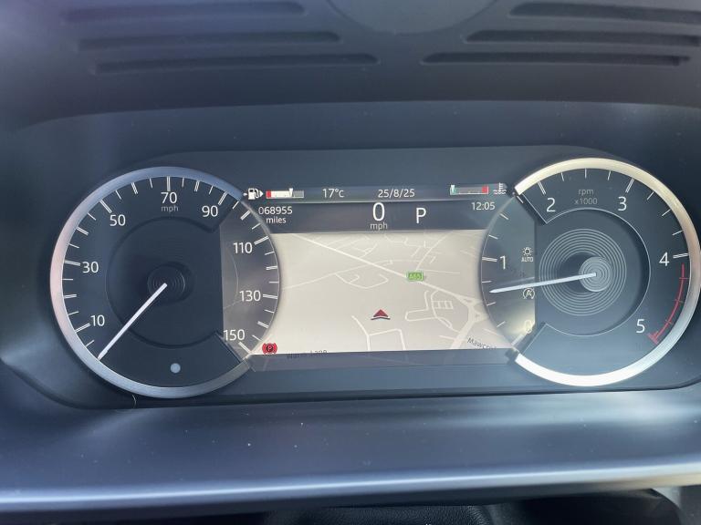 2022 Land Rover Discovery 3.0 D300 MHEV R-Dynamic SE SUV 5dr Diesel Auto 4WD Euro 6 (s/s) (300 ps...