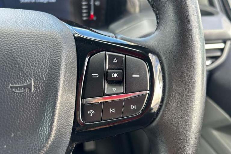 2024 Ford Transit Custom 300 Limited L2 LWB FWD 2.0 EcoBlue 136ps Low Roof Manual Panel Van Diese...