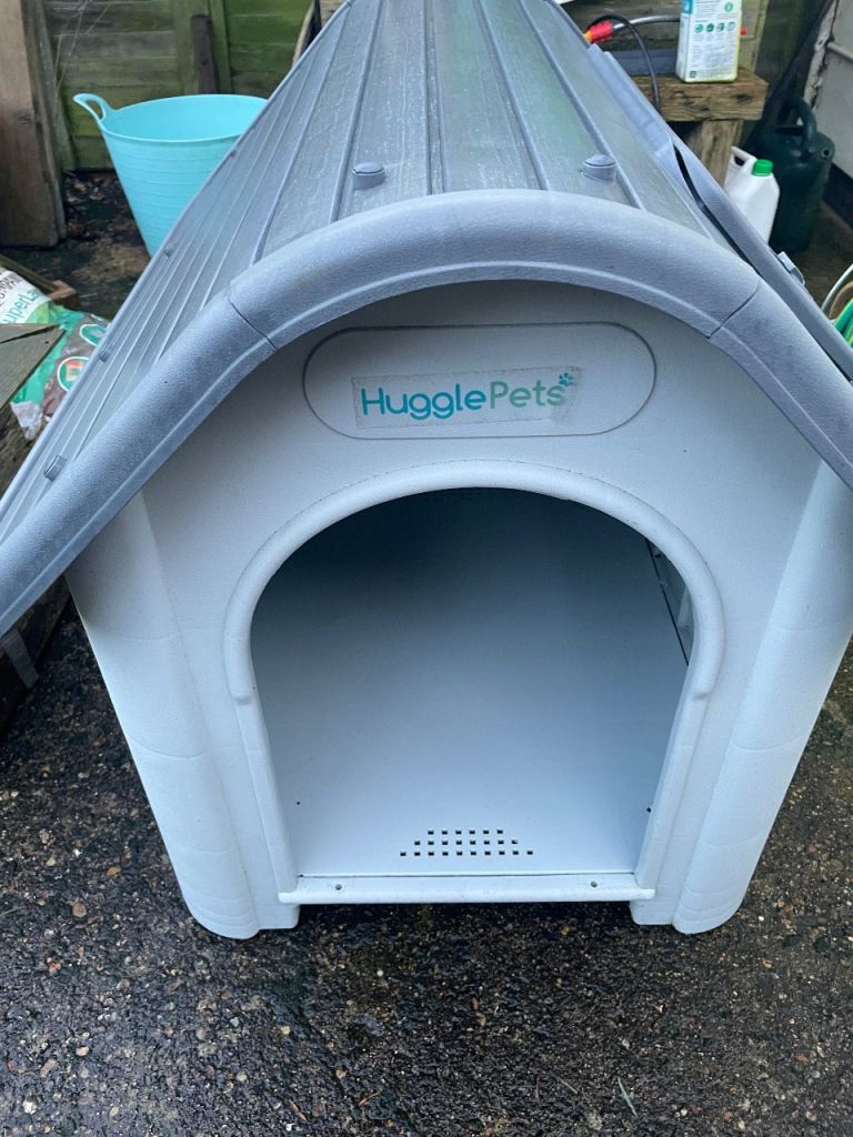 Huggle Pets kennel