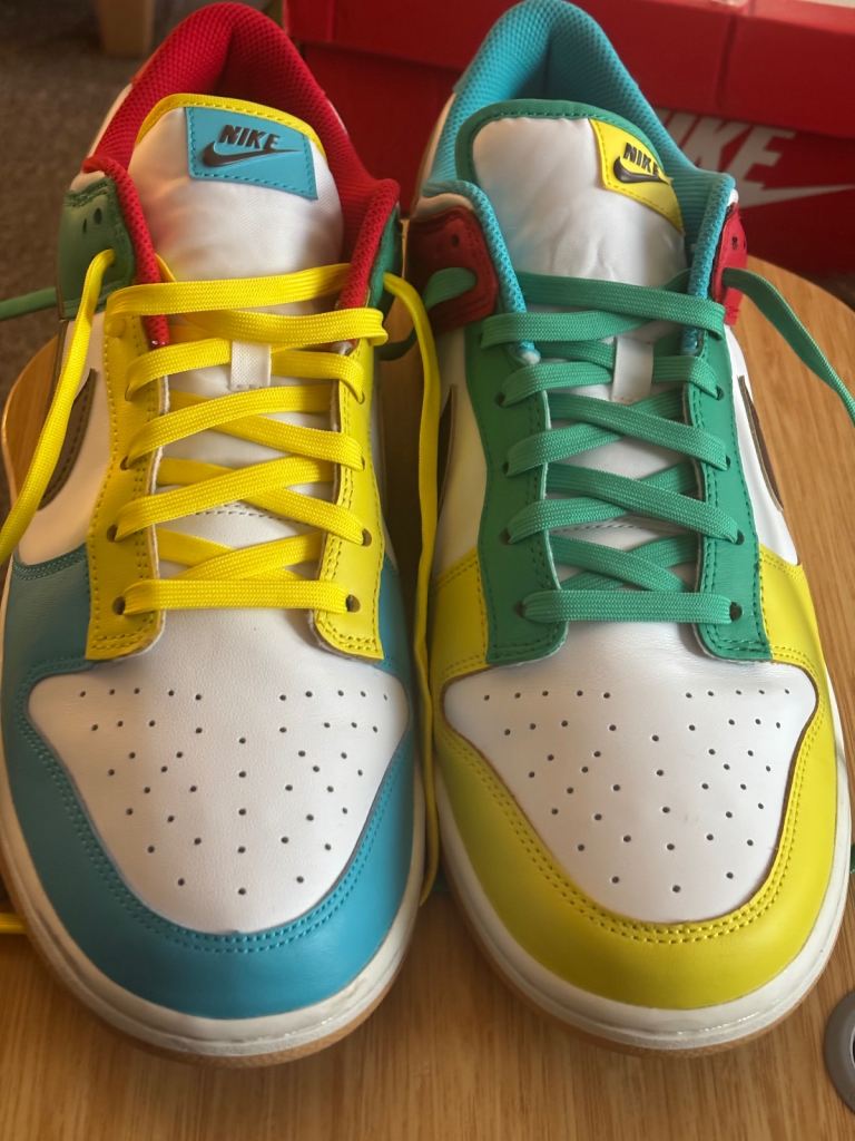 NIKE Dunk Low SE Free 99 white size 12