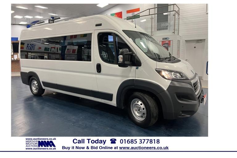 2016 Peugeot Boxer 435 L3H2 2.0HDI BLUE 130PS LWB 5 SEAT DISABLED ACCESS MINIBUS ------------- Mi...