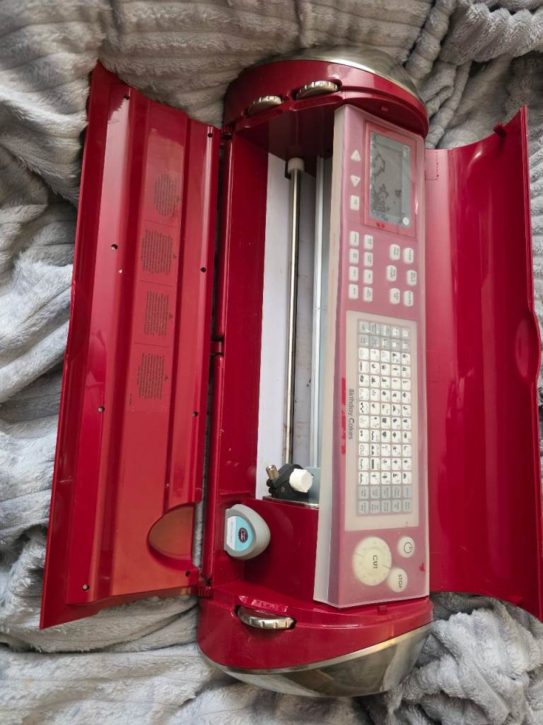 Cricut cake machine