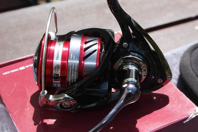 best floating bass lures #675 Size:3-way divided liner - ADD ON (Must be purchased with a Spinning rod case) Glass rod lovers: considering WEIGHT_specs008:850g